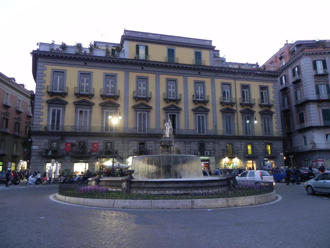 Domus Zapata Hotel Naples Exterior photo